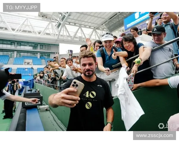 上海网球队耐力训练引发热议球迷与专家各执己见