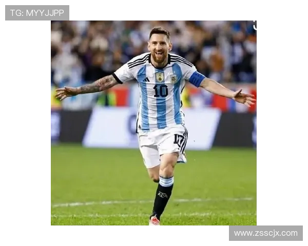 不同时代的足球巨星风采与影响力探讨 不同时代的足球巨星风采与影响力探讨