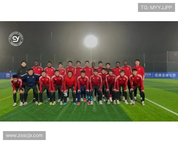 上海足球队配合变革引发热议助力球队重返巅峰之路 上海足球队配合变革引发热议助力球队重返巅峰之路